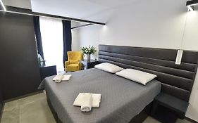 Mono Apartments&Rooms
